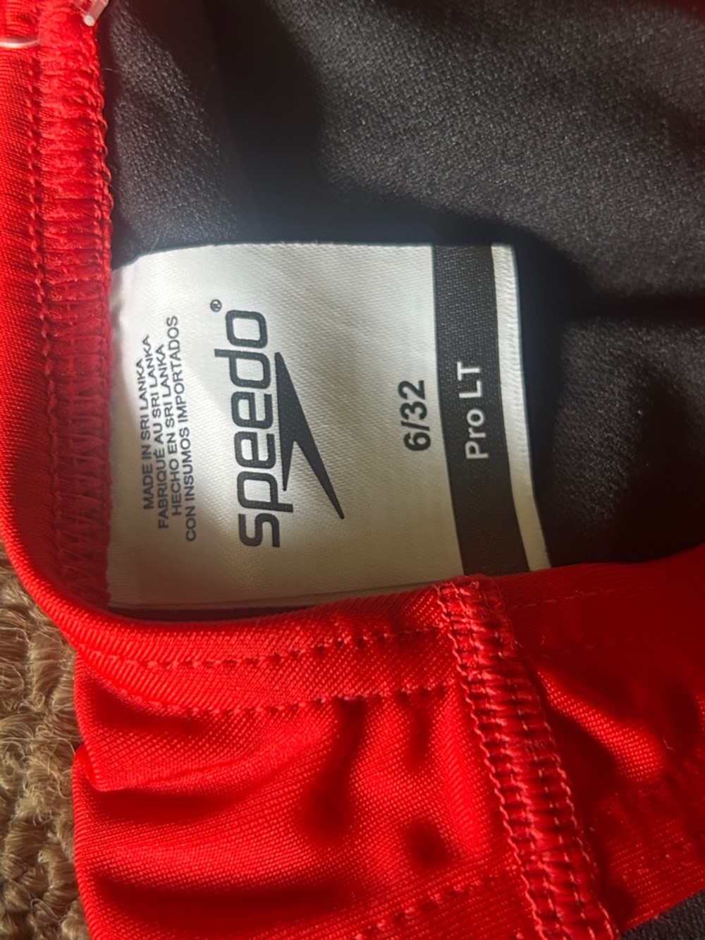 NWT Speedo women’s Red  One-Piece Swimsuit size 6/32 - Picture 4 of 5